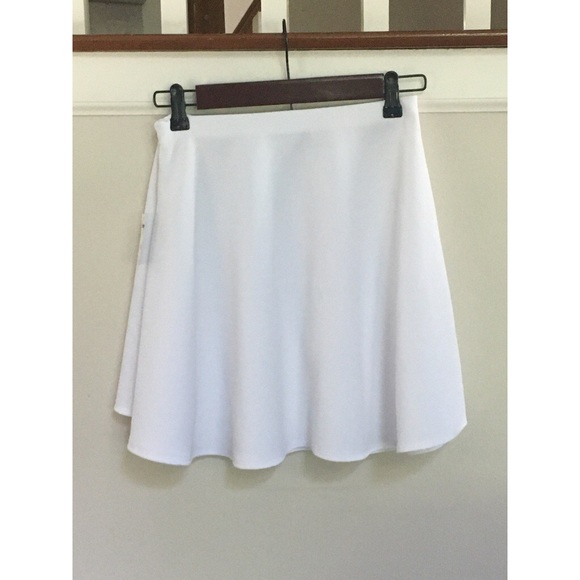 White Skirt - Picture 2 of 4